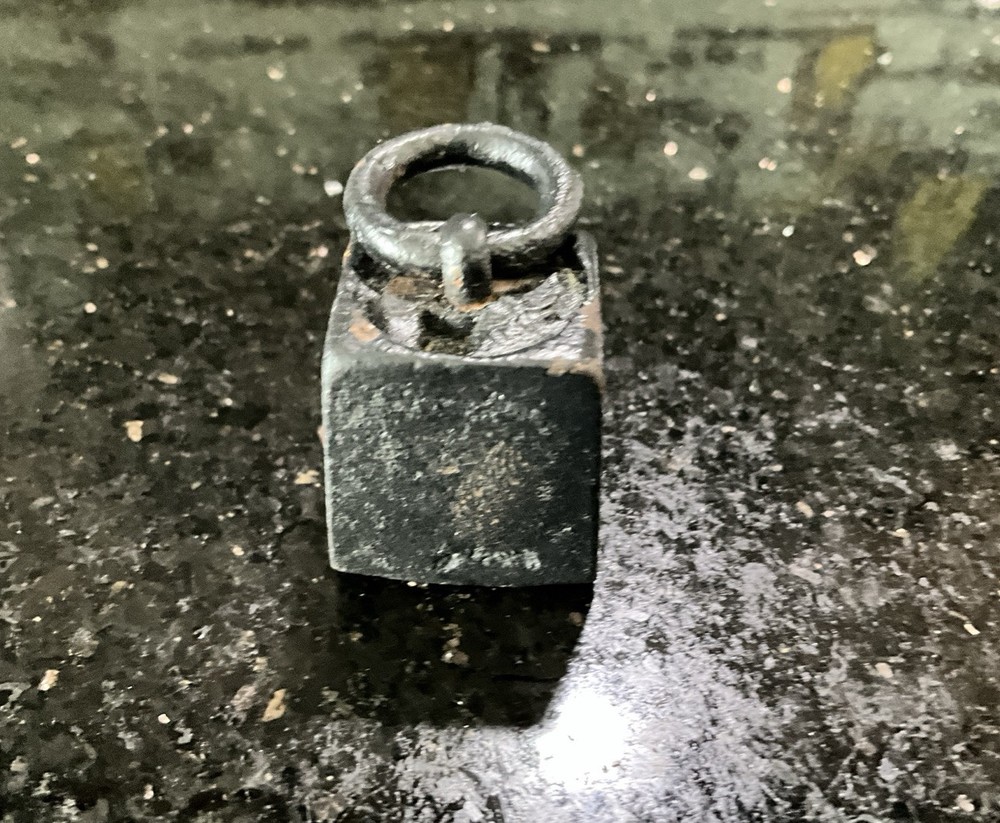 Vintage Black 1/4 Lb. Ring Weight