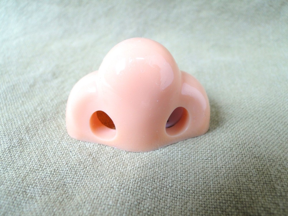 Nose Pencil Sharpener