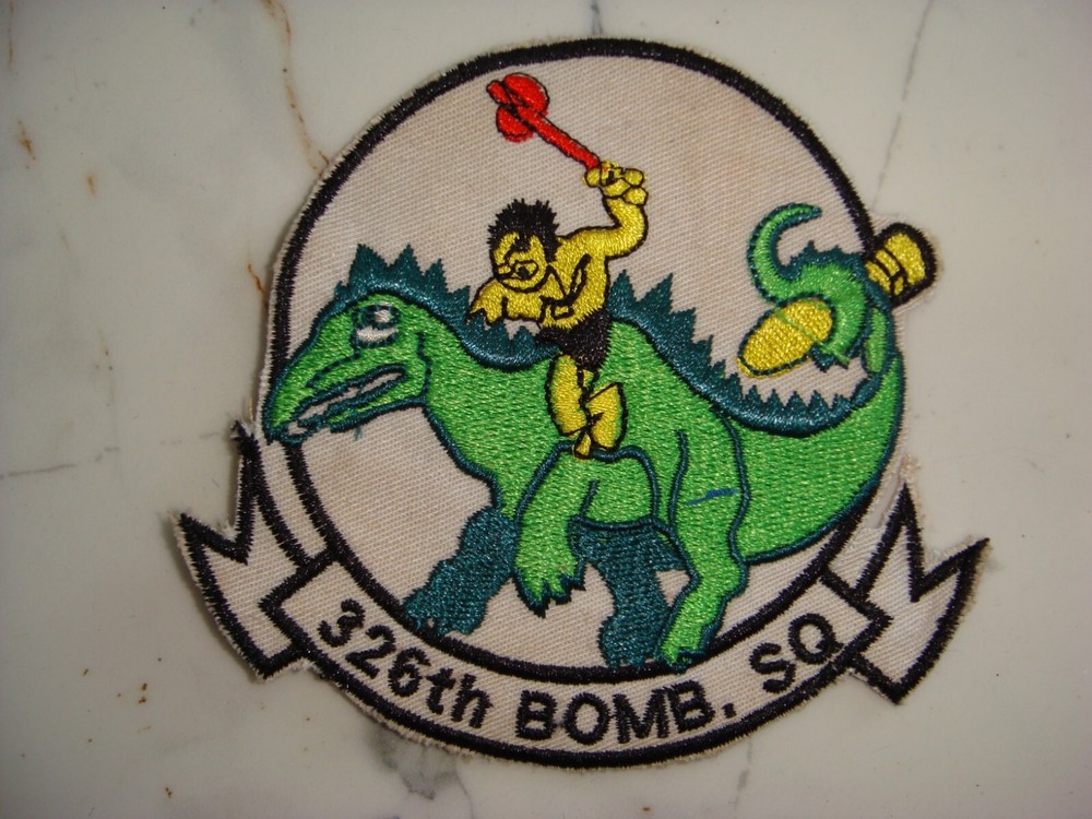 PATCH USAF 326th BOMBARDMENT SQUADRON