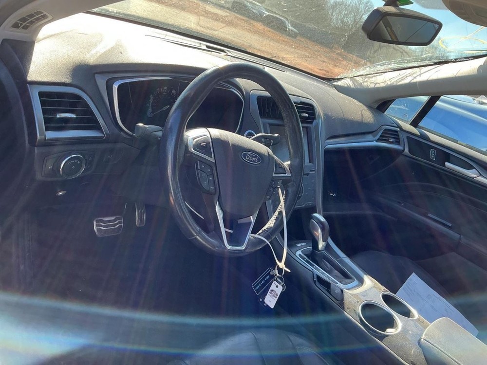 FUSION 2013 Glove Box 4913756