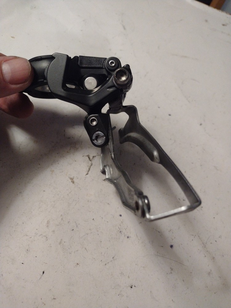 Shimano Deore Front Derailleur 3x9 31.8 Clamp Dual Pull M511