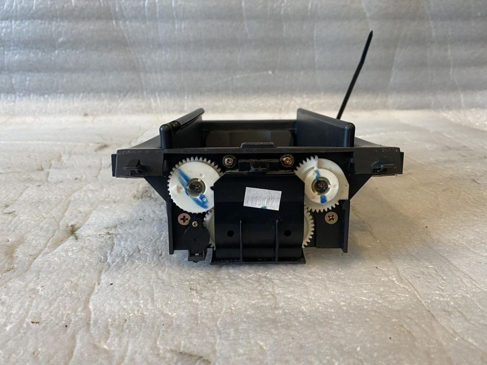 TL 2002 Console Rear 86253