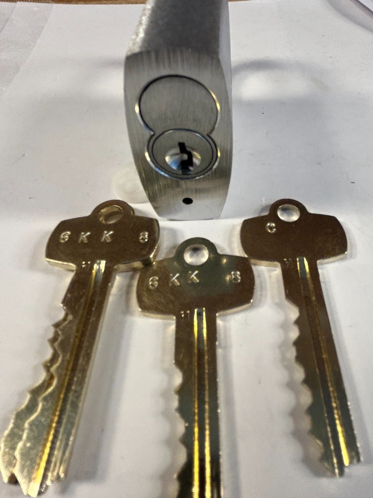 1-21B72L new padlock keyed