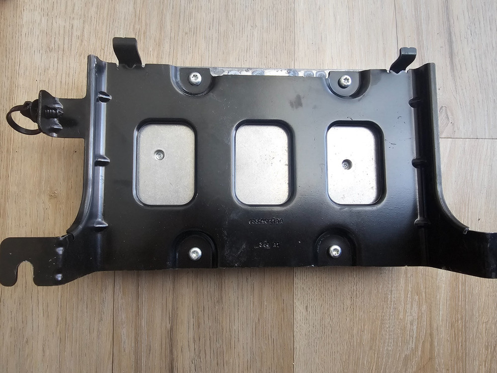 2019-2022 dodge RAM 1500 amplifier