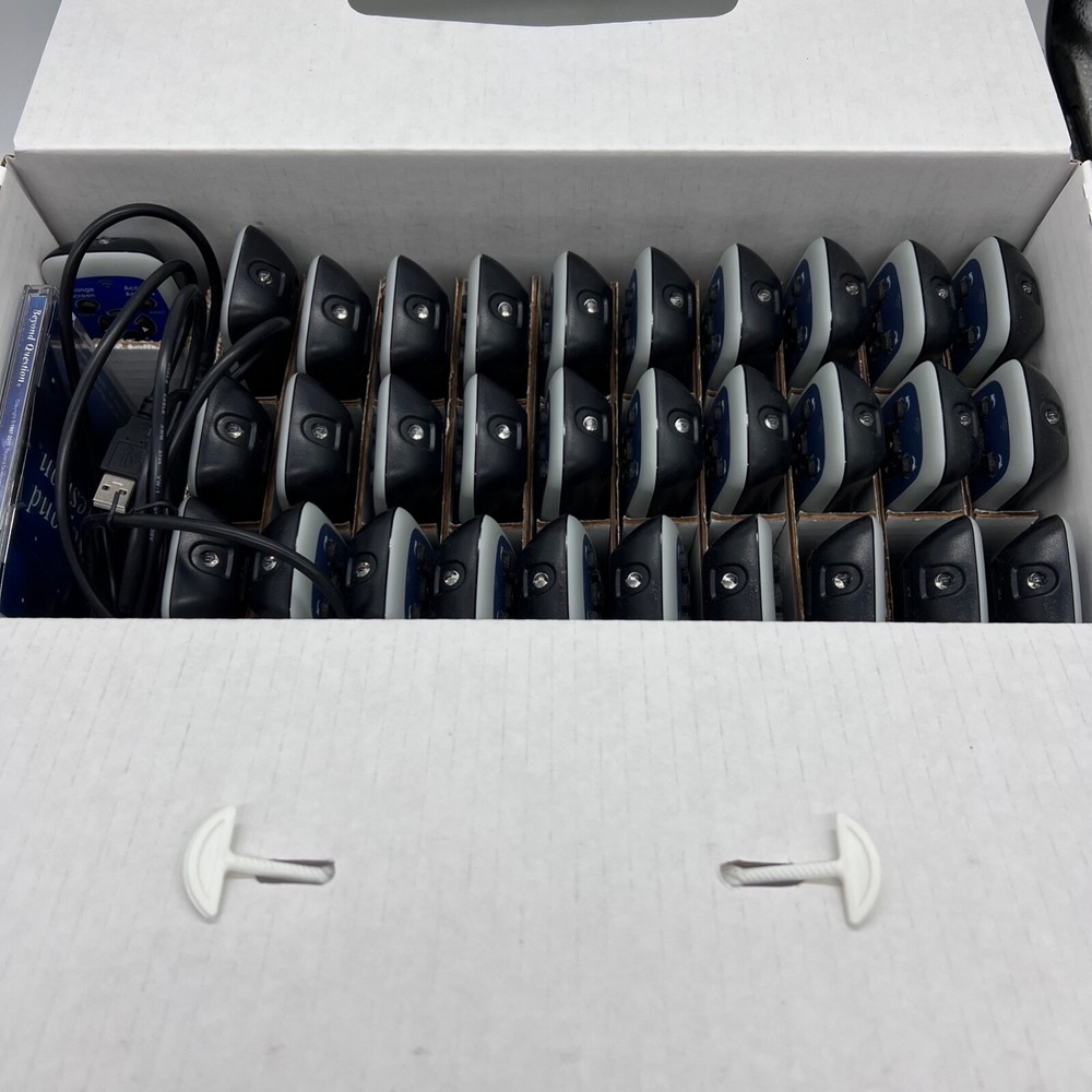 BEYOND QUESTION Student Response System Classroom Voting 1 Remote + 31 Clickers