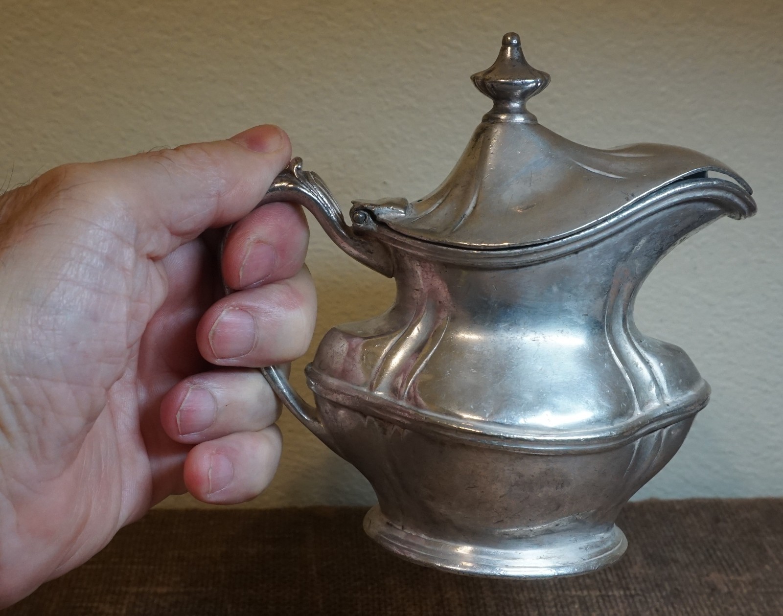 1937 BR (BURLINGTON ROUTE RR) SILVER SOLDERED CREAMER w/lid REED & BARTON 7oz