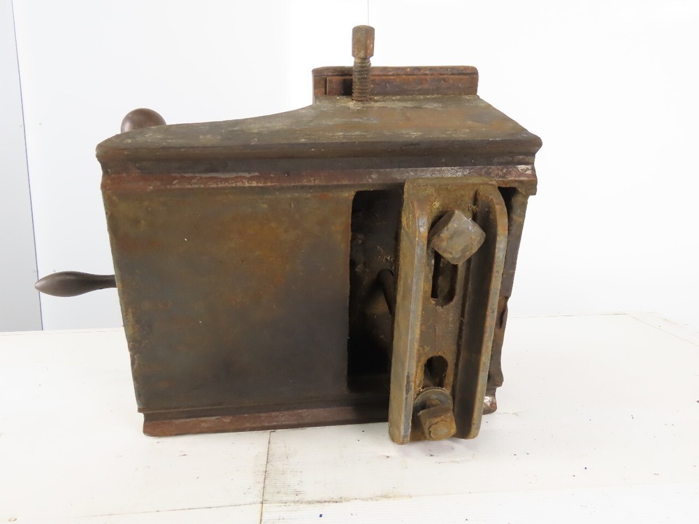 Early Lathe Machine Tail Stock Assembly
