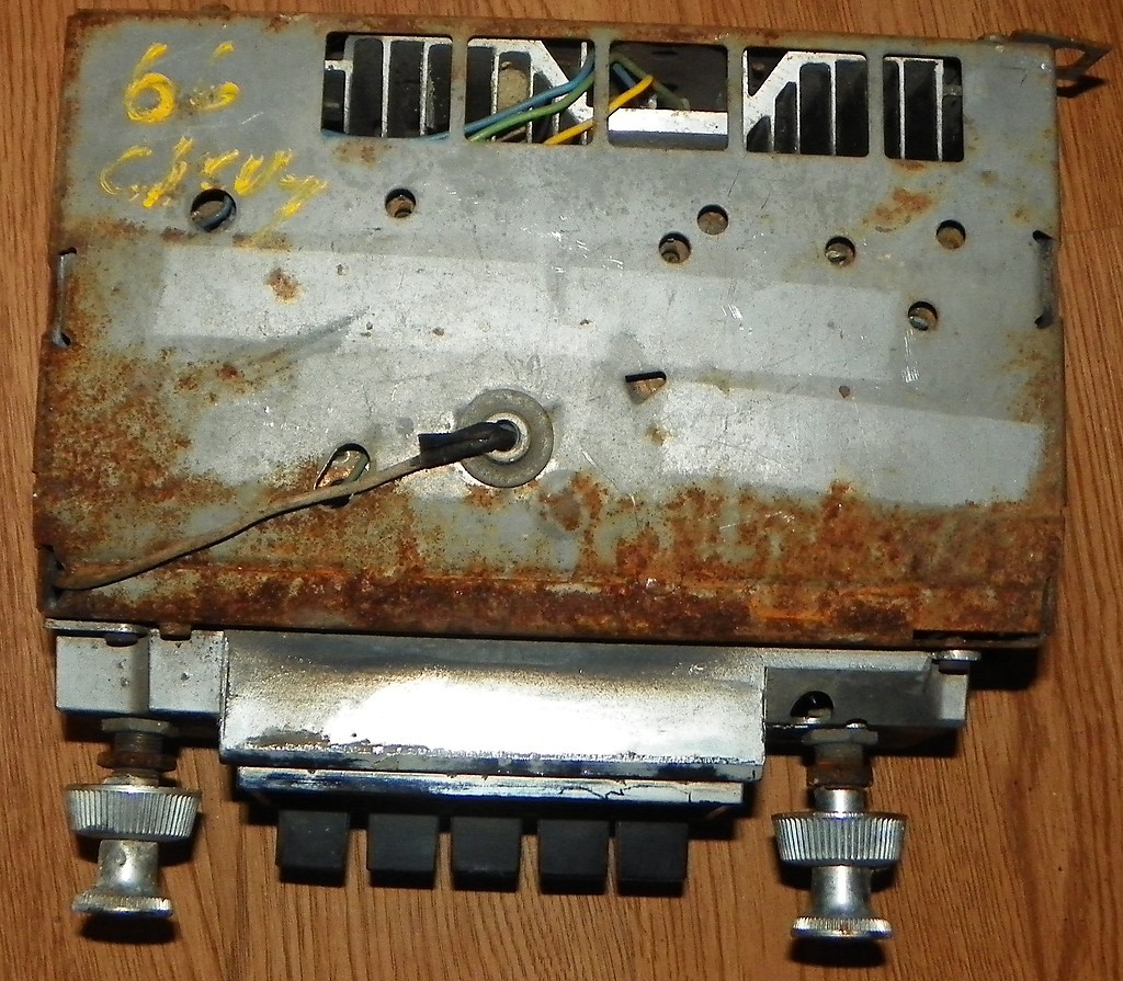 1966 1967 CHEVROLET IMPALA BEL AIR ORIGINAL GM RADIO