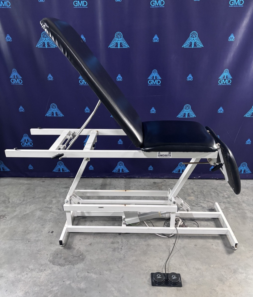 AM353 Three-Section Treatment Table