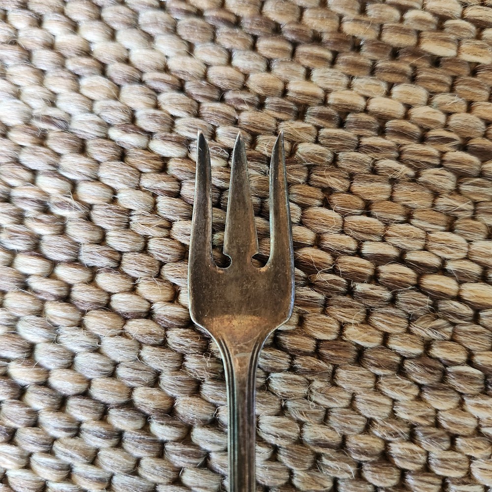 ANDOVER 1939 SEAFOOD FORK by ANDOVER SILVER PLATE (1)