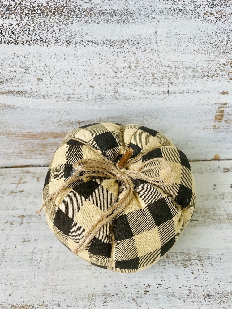Medium Black & Beige Buffalo Check Pumpkin New