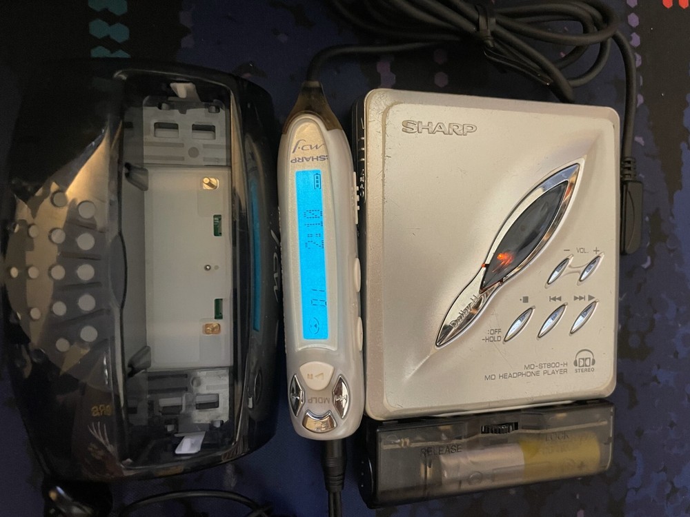 Sharp MD-ST800-H MD MiniDisc Player, very good condition