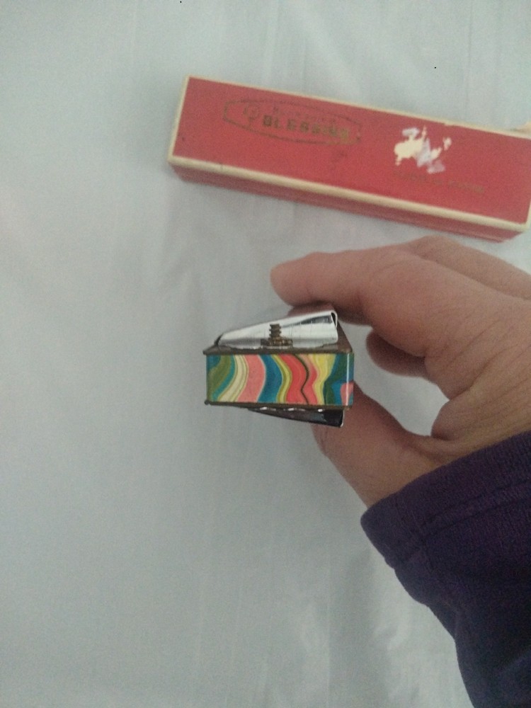 Blessings Harmonica Vintage Red Case