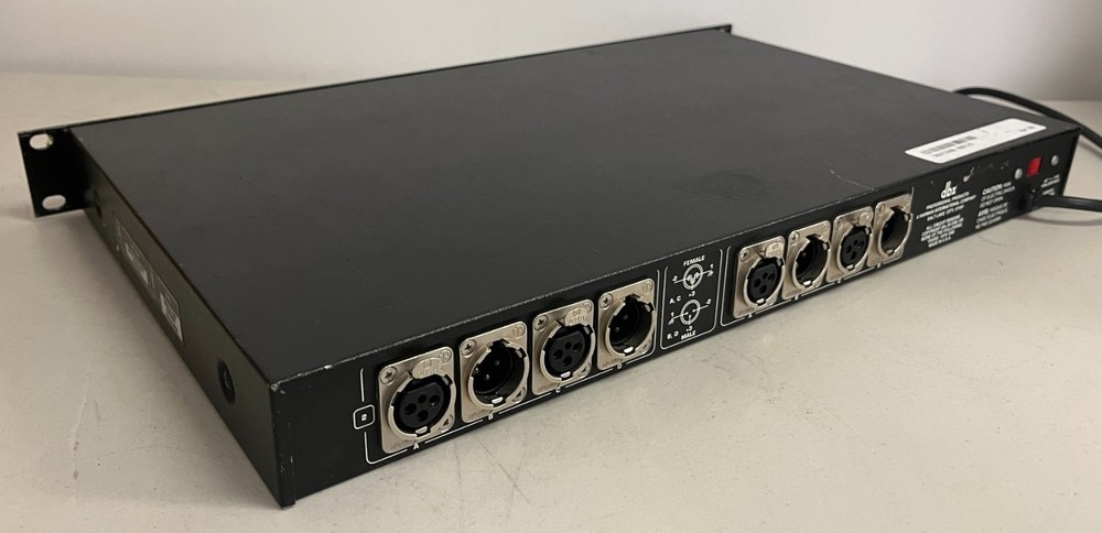 dbx FS900 Chassis w/ 2 dbx 933 Distribution Amplifier