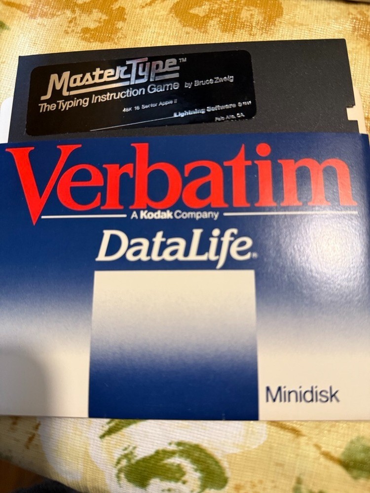 Apple 5.25 Software - MASTERTYPE + Key Perfect.. tested to work on Apple 2c