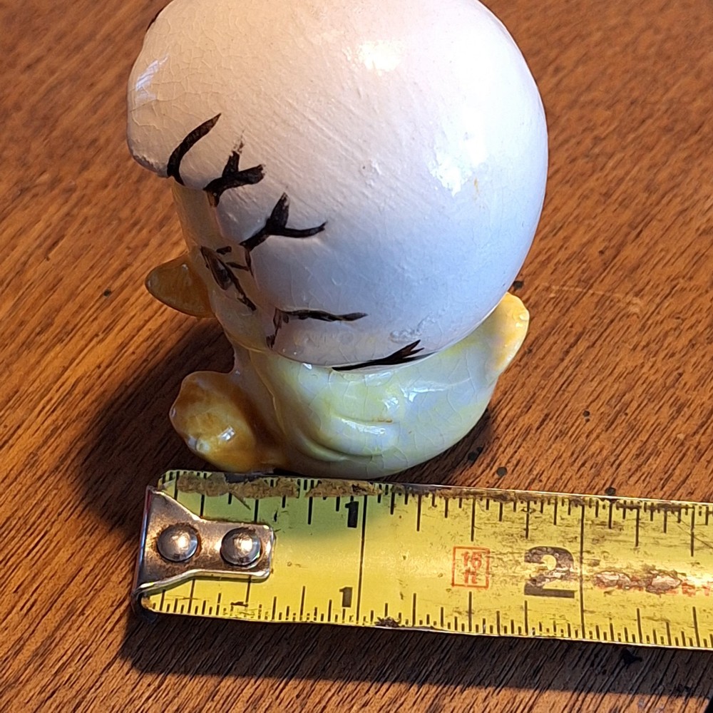 Vintage Chicks Hatching Eggs Ceramic Figurines Easter/Spring 2.5" Tall