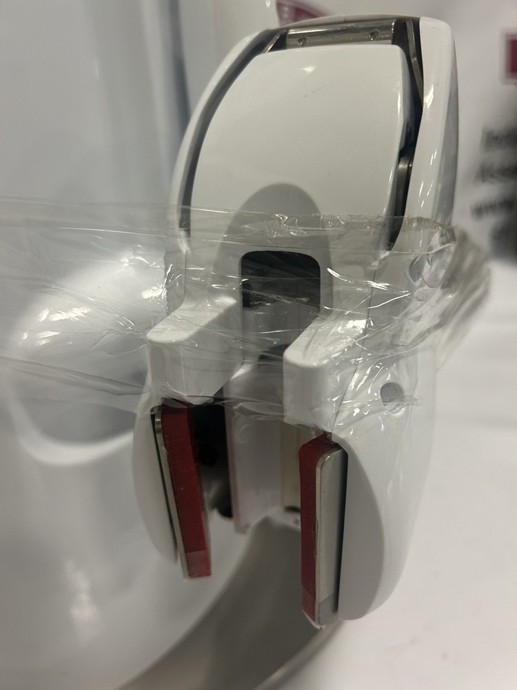 ANDREW ALLIANCE LABORATORY PIPETTING ROBOT