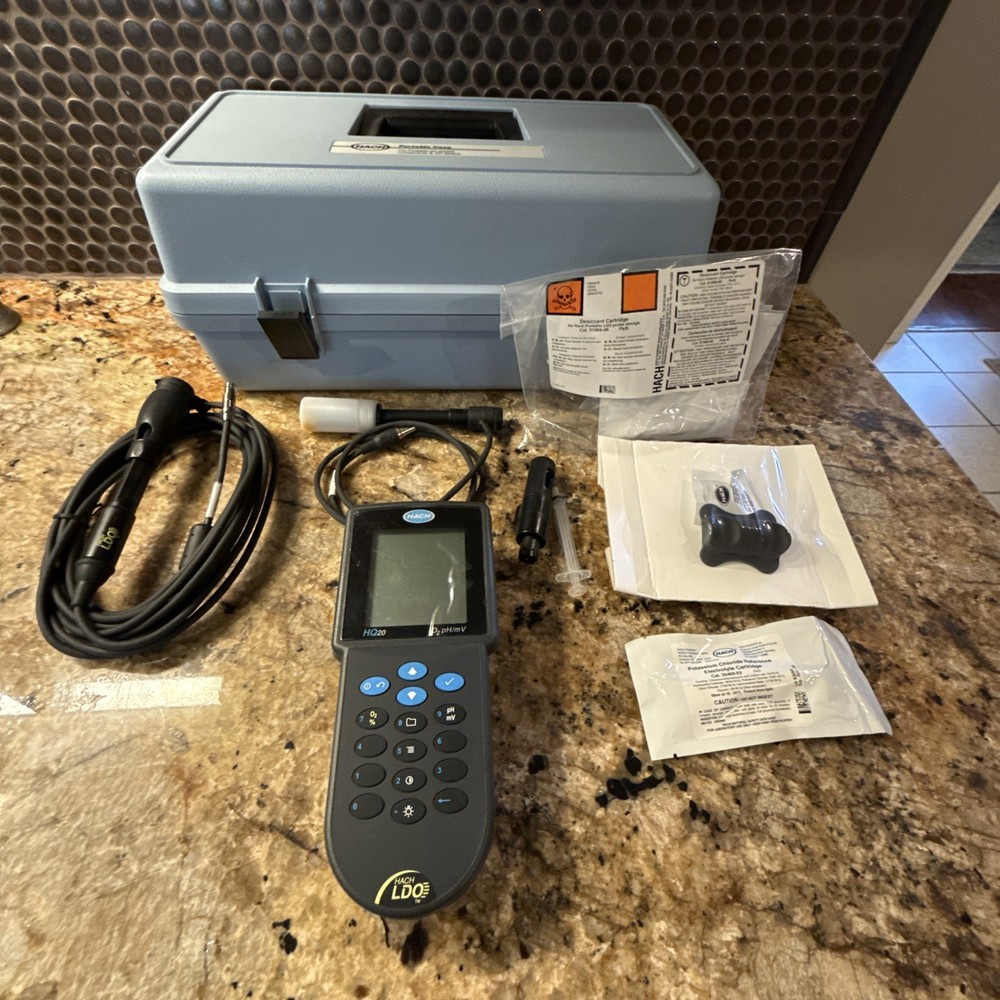 Hach HQ20 Portable Dissolved Oxygen/pH Meter With Probe WORKING W/extras