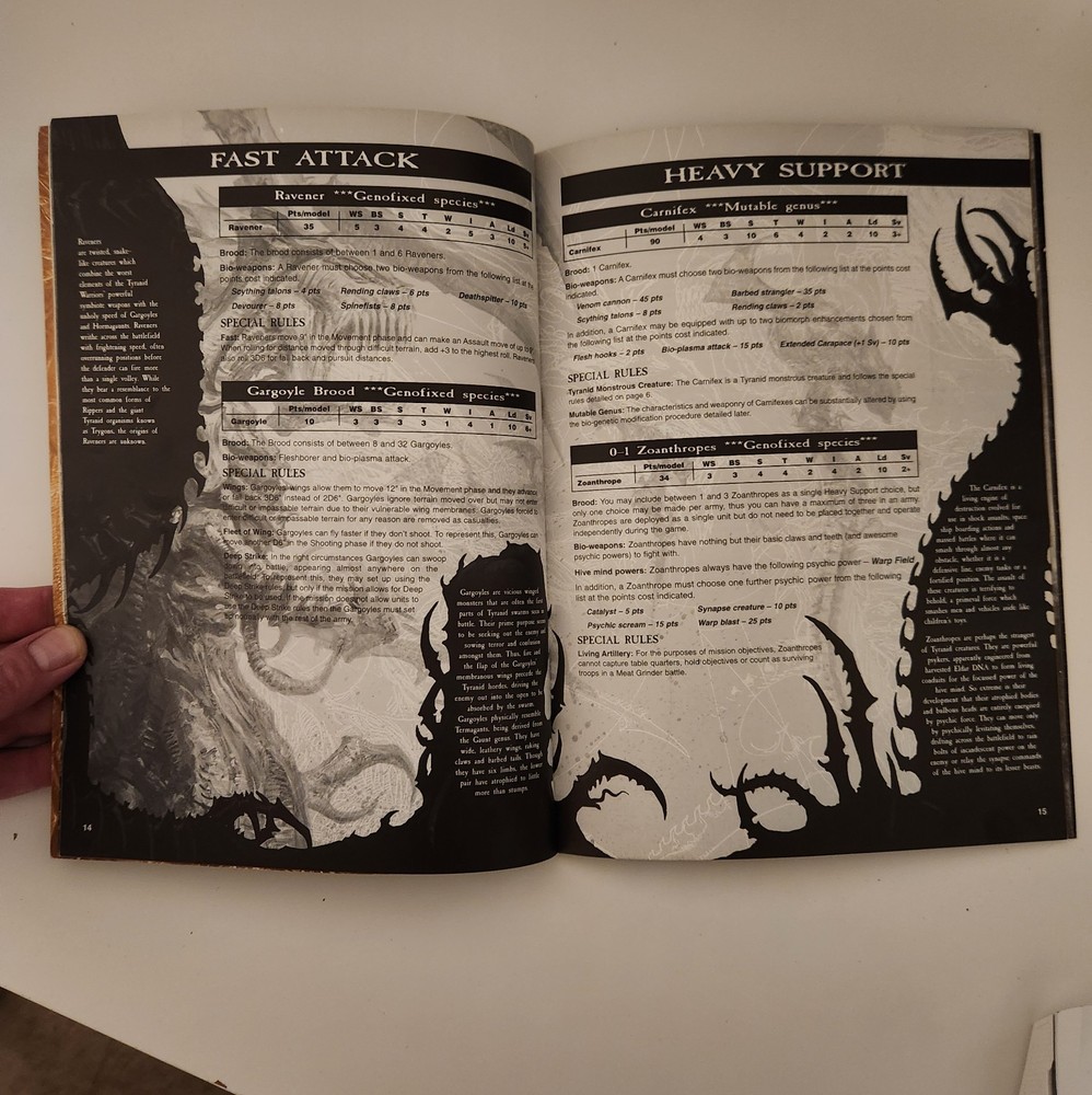 WARHAMMER40K Tyranids Codex 2001 Games Workshop Soft Cover