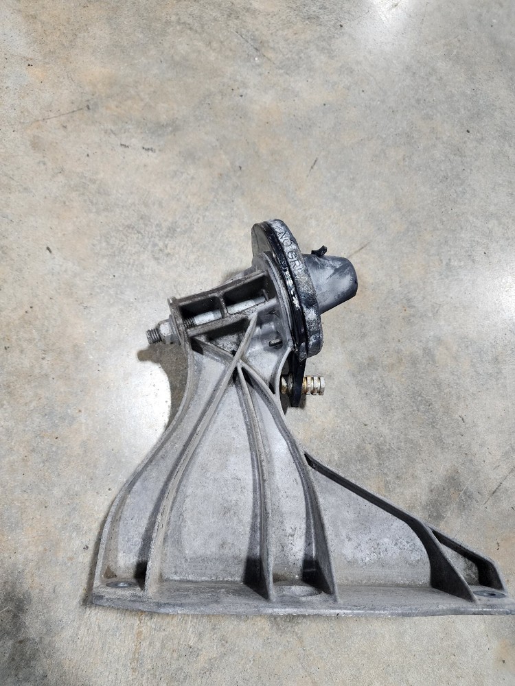 Freightliner 18-59452-001 Hood Latch Support