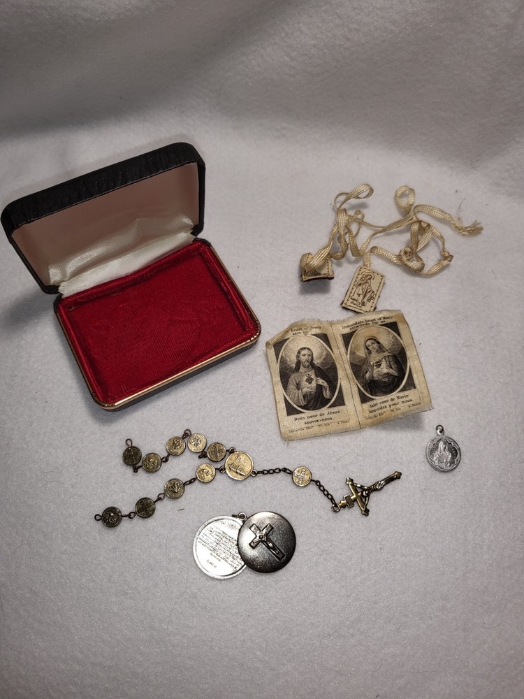 Case With Religious  Items, Rosary Bracelet, Scapulars, Pendant, Sacred Heart