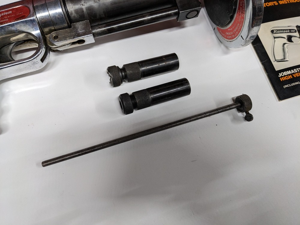 RAMSET 122-MD Fastening TOOL SET w/Metal Case & Accessories
