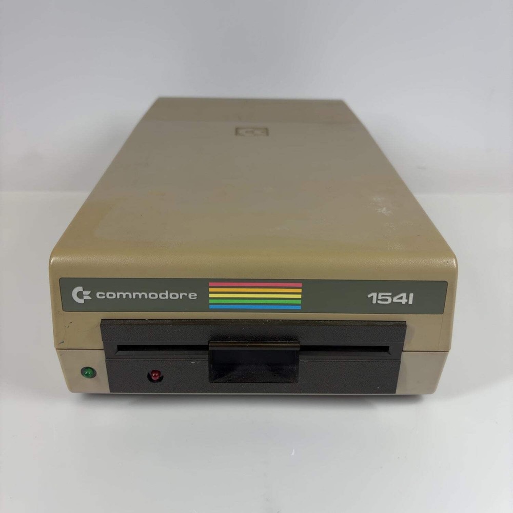 Commodore Single Drive Floppy Disk 1541 CBM-1541