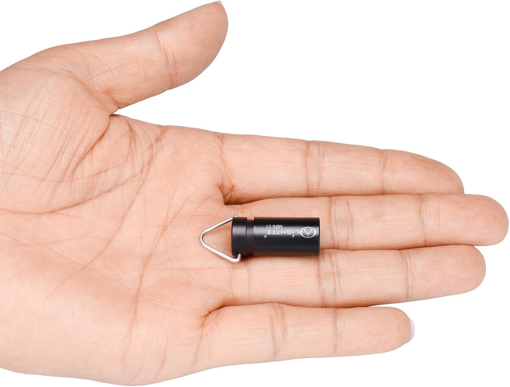 MINI01 Keychain Flashlight mini Keychain Light is Light, Small, and Bright (Mini