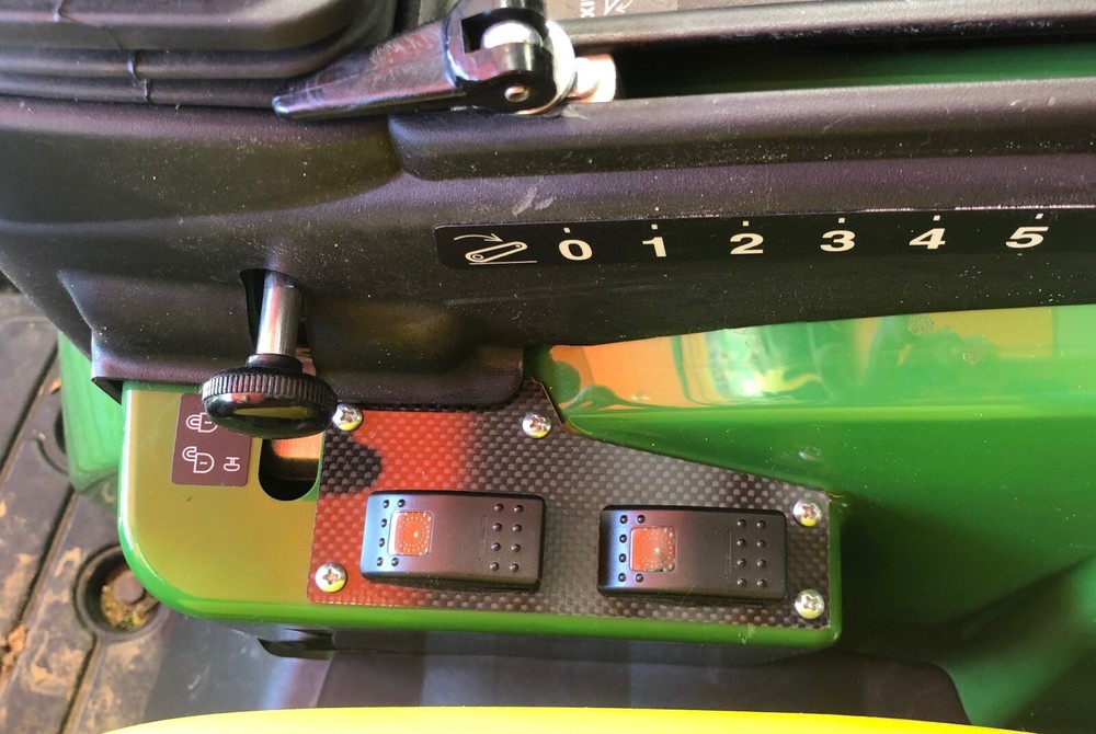 JOHN DEERE 2025R GEN 2 PLASTIC FENDER SWITCH PANEL SINGLE SWITCH TRACTOR LED 12V