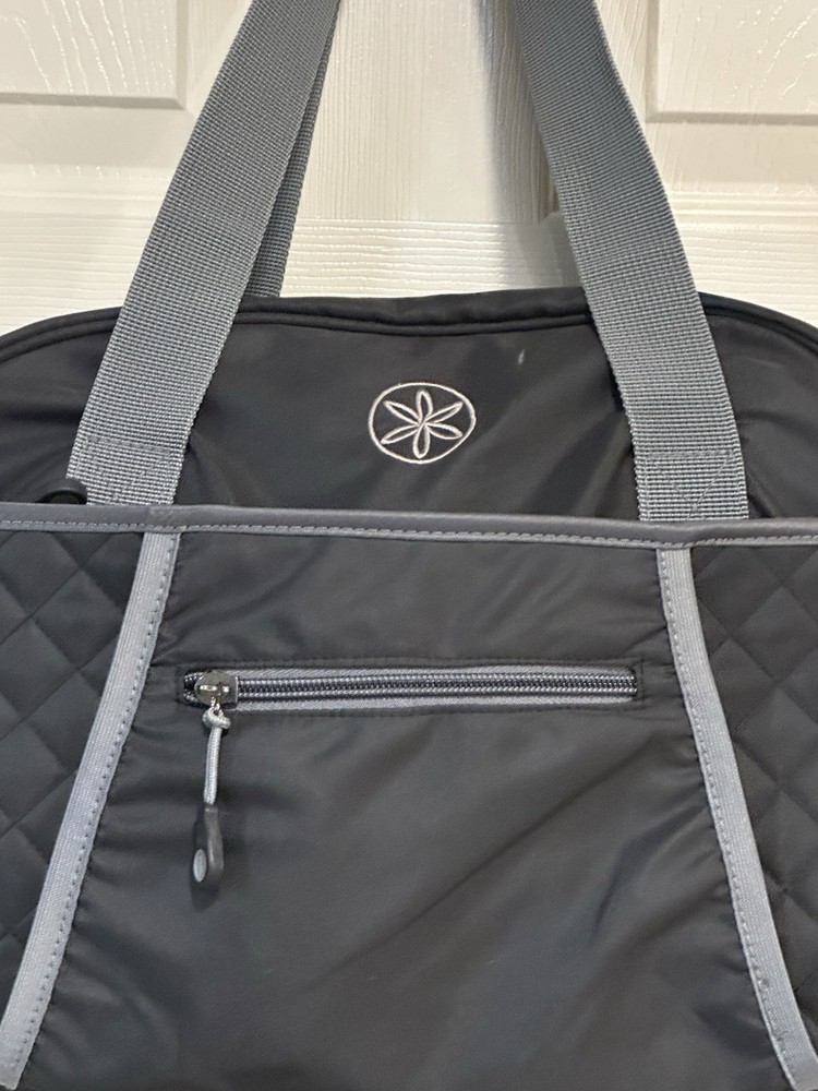 Gaiam Black Duffle Bag Size M