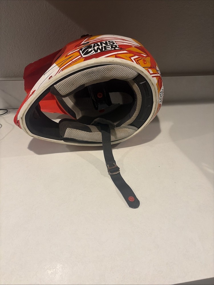 Answer SkullCandy Motorcycle Helmet