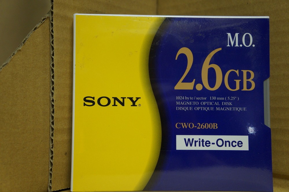 NEW Sony CWO-2600B 2.6GB 5.25 MO OPTICAL DISK