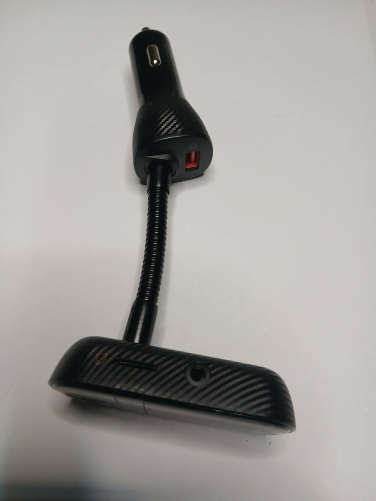 Anker ROAV SmartCharge F3 BT-FM Transmitter