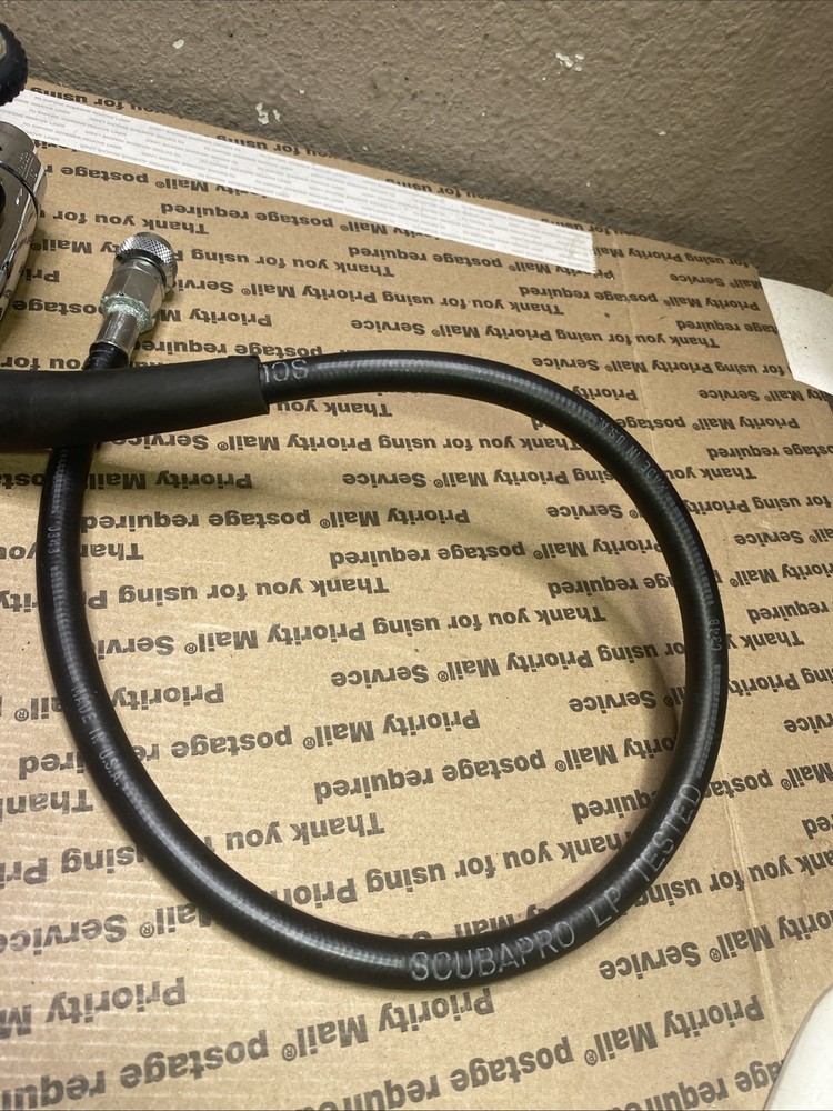 Aqua Lung Scuba Regulator W/ ScubaPro Gauges (UNTESTED)