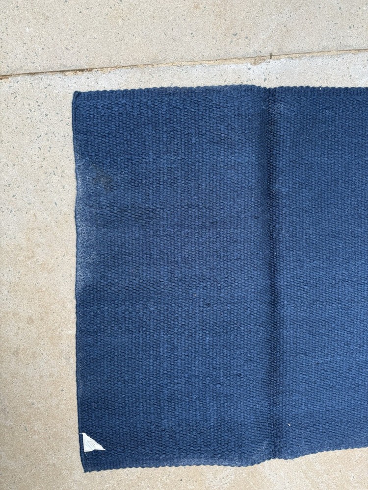 MAYATEX western saddle Pad - Solid Navy wool Folding - Gently used