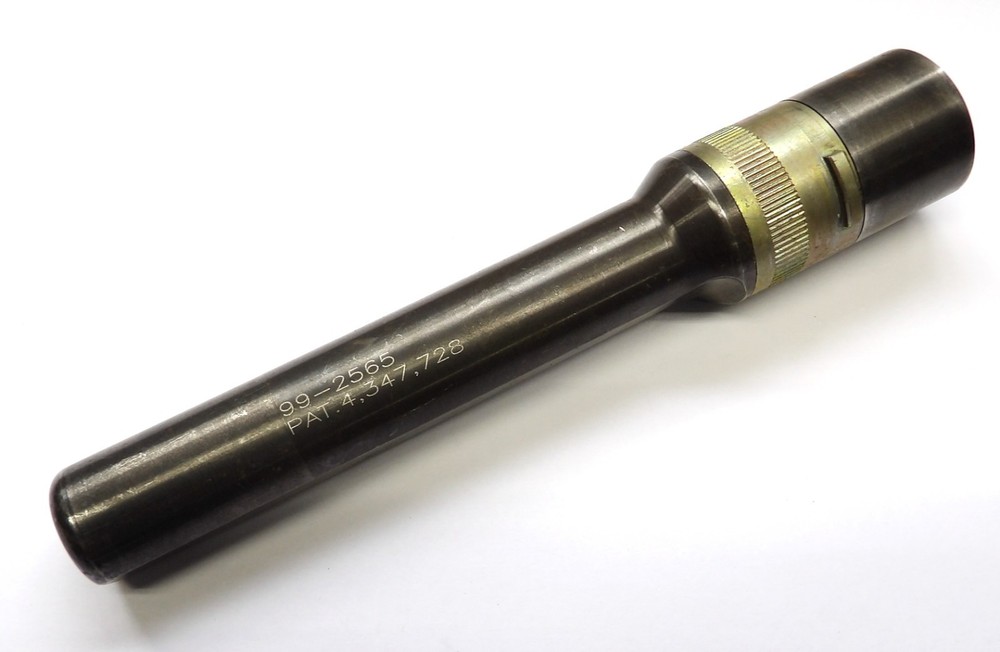 Lightly Used HUCK Riveter 1/4" C6L  Lock Bolt Pulling Head ( -08) 99-2565