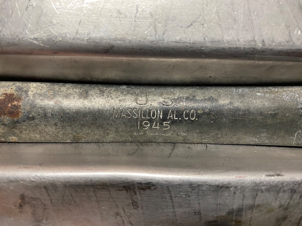 ORIGINAL WWII US ARMY INFANTRY M1942 MESS KIT--MASSILLON AL CO., 1945