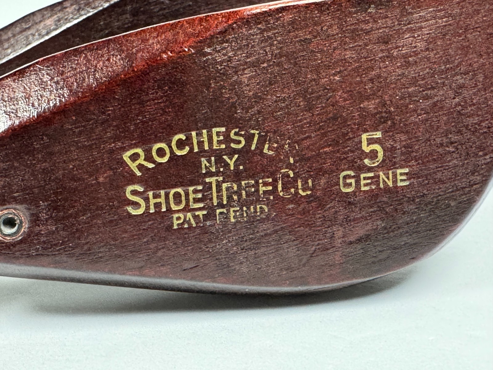 Vintage Rochester Shoe Tree Company Wooden Shoe Trees Mens SIze 5 Split Toe USA