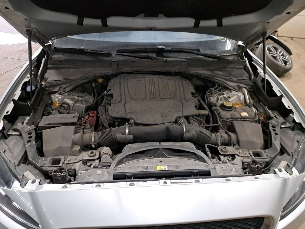 2017 F-pace Display Screen Sku#4387440