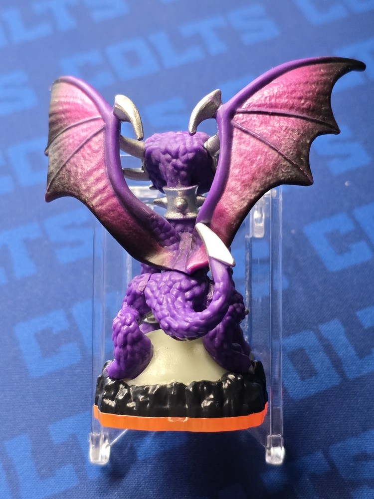 Skylanders Giants(Orange Base)-Element: UnDead 2 Figure Bundle- Activision