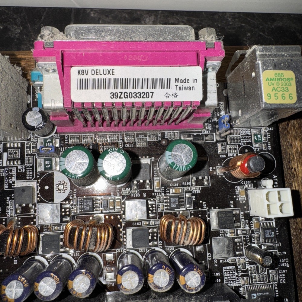 Asus K8V Deluxe socket As Pictured