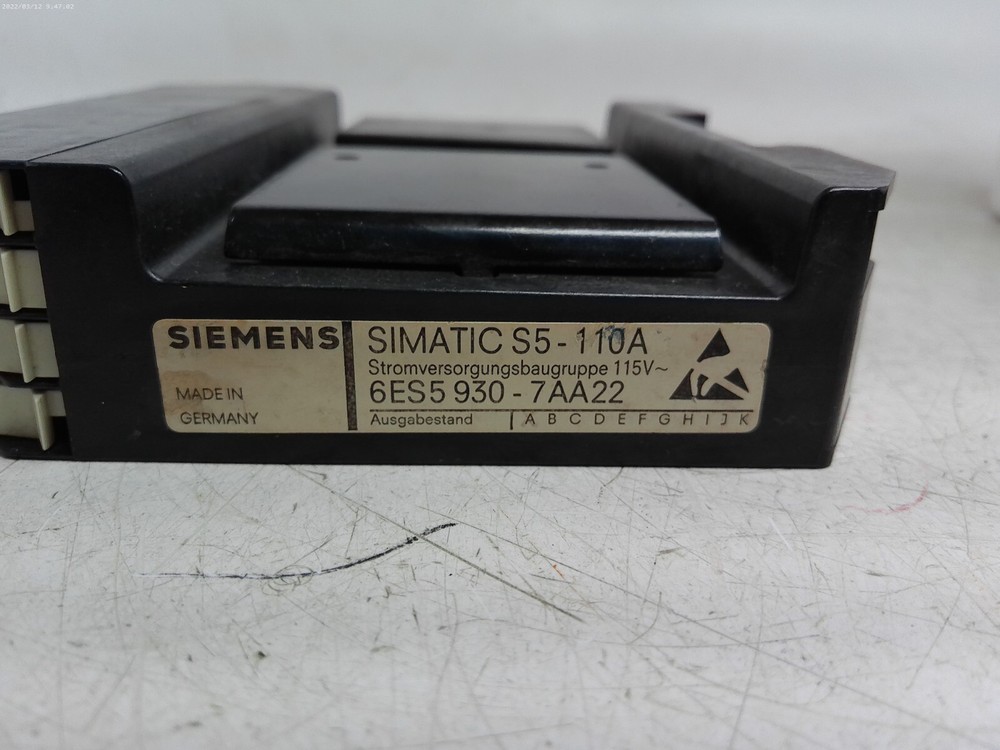 Siemens Power Supply Module 6ES5 930-7AA22 / Simatics S5-110A