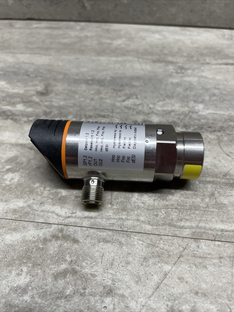 IFM PN7204 Pressure Sensor / Transmitter With Display, Lightly Used