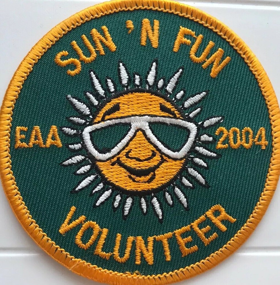 EAA Experimental Aviation Association Sun ‘n Fun 2004 Volunteer Round Patch