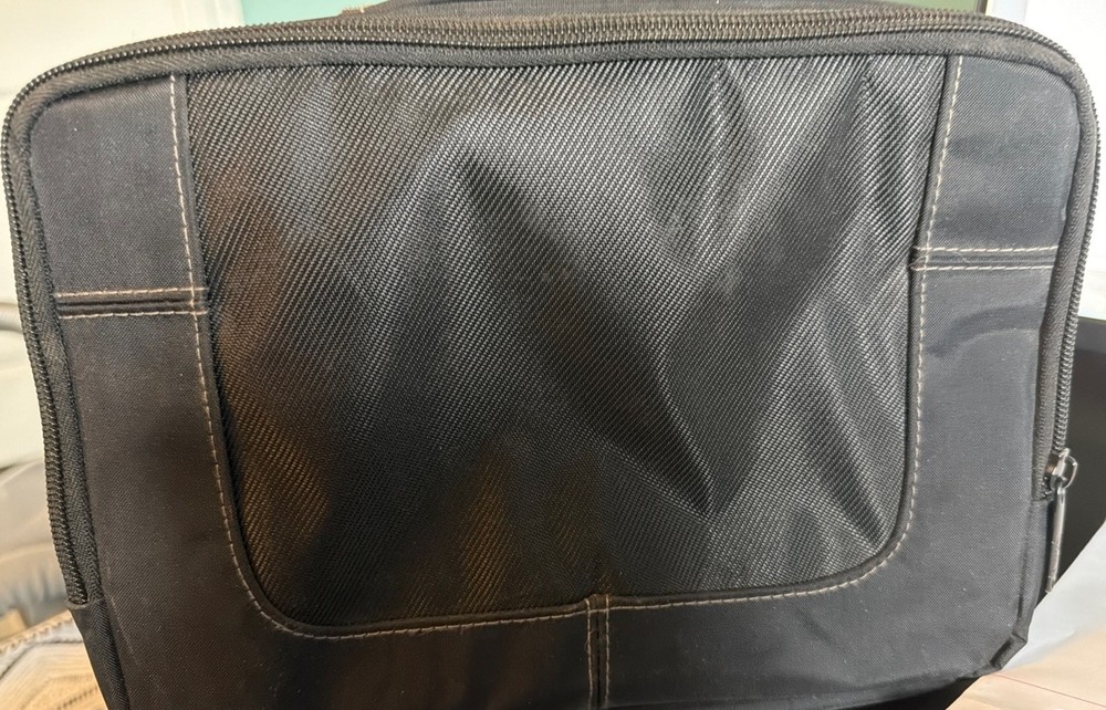 Case Logic Portable Dual-Screen DVD Player Case Black