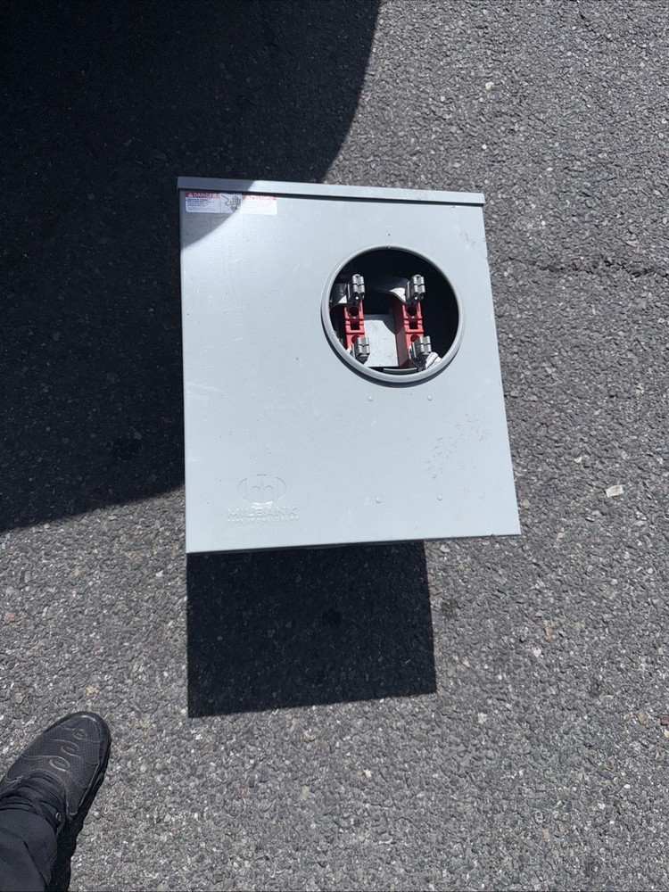 200 Amp Milbank Underground Meter Socket