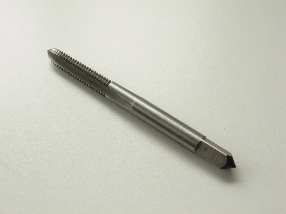 1pcs HSS Right Hand Tap 9/64 - 28 40 Threading Tools