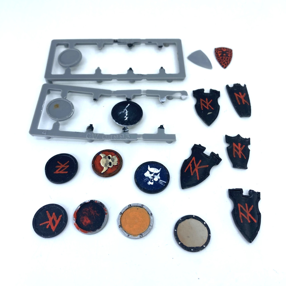 Assorted Shields - Parts & Kitbash - Citadel Warhammer Fantasy GW X19482