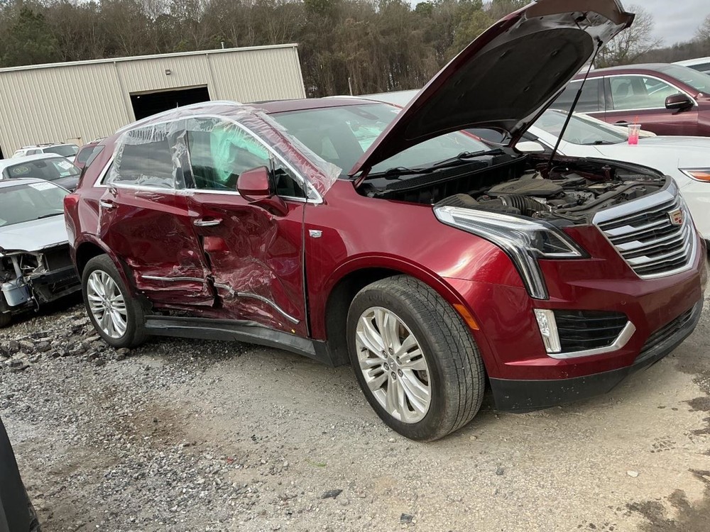 XT5 2017 Glove Box 4972233