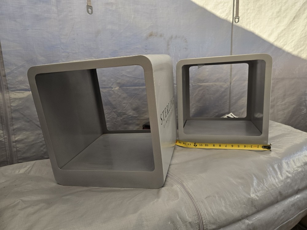 2 Cubes Aluminum Display Rack for Bottles or Chairs